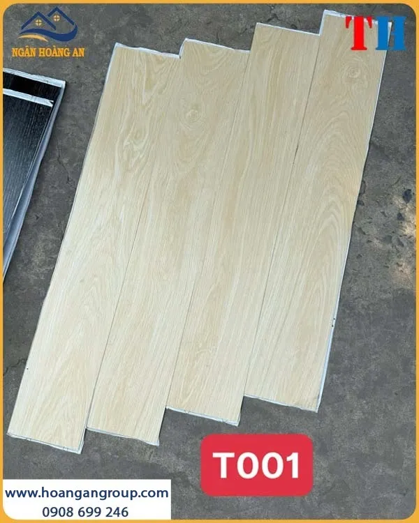 Sàn Nhựa Giả Gỗ Có Keo Sẵn THFLoor TH001 Dày 1.8mm